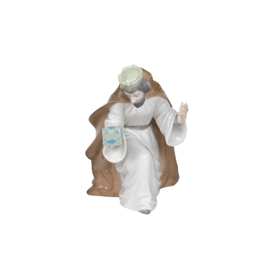 NAO by Lladró King Melchior with Chest (SKU: 02000413)