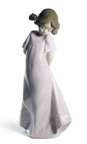 Nao by Lladró So Shy (SKU: 02001109)
