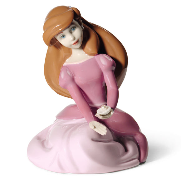 NAO by Lladró Ariel Figurine (SKU: 02001717)