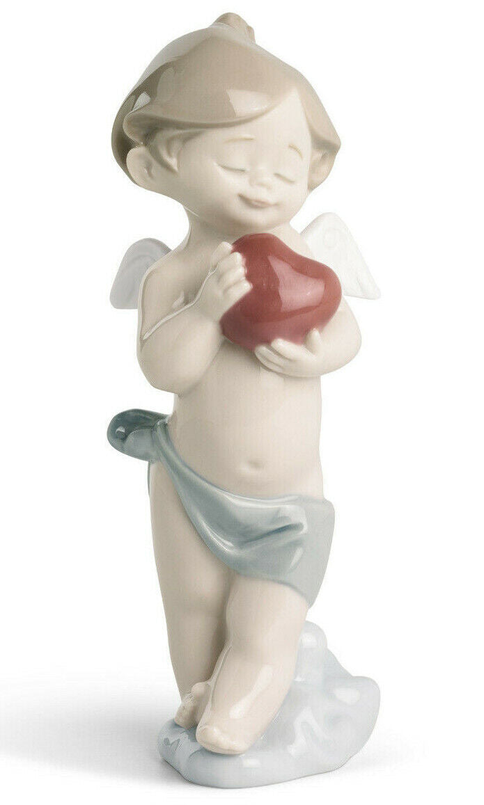 NAO by Lladró Little Heart of Love (SKU: 02001541)