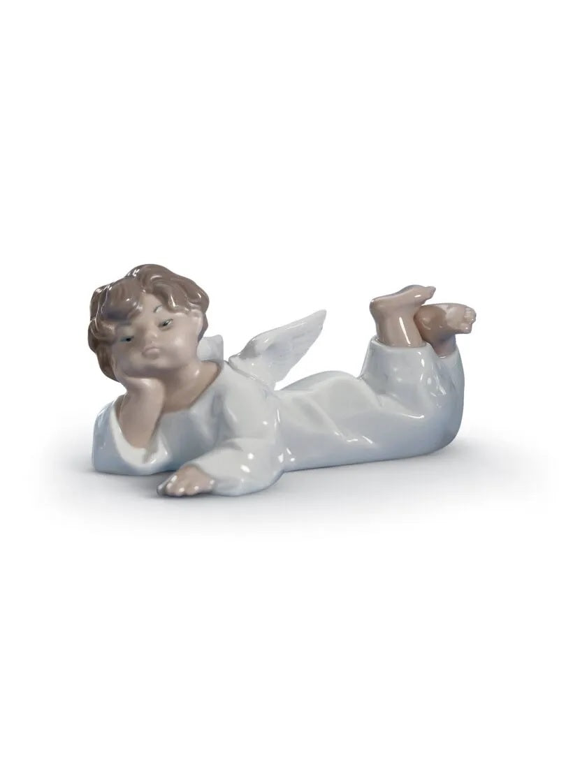 Lladró Angel Laying Down Figurine (SKU: 01004541)