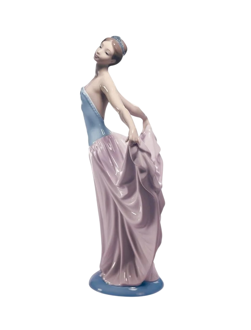 Lladró Dancer Woman Figurine (SKU: 01005050)