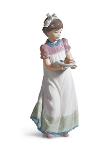 Lladró Happy Birthday Girl Figurine (SKU: 01005429)