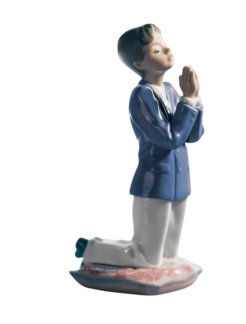 Lladró Communion Prayer Boy Figurine (SKU: 01006088)