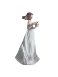 Lladró Butterfly Treasures Woman Figurine (SKU: 01006777)