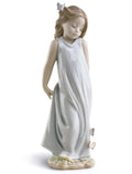 Lladró Friend of the Butterflies Girl Figurine (SKU: 01006963)