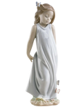 Lladró Friend of the Butterflies Girl Figurine (SKU: 01006963)