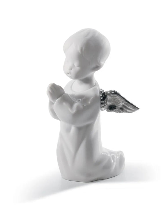 Lladró Angel Praying Angel Figurine. Silver Lustre (SKU: 01007050)