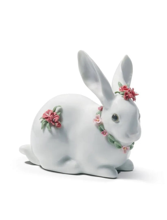 Lladró Attentive Bunny Figurine (SKU: 01007578)