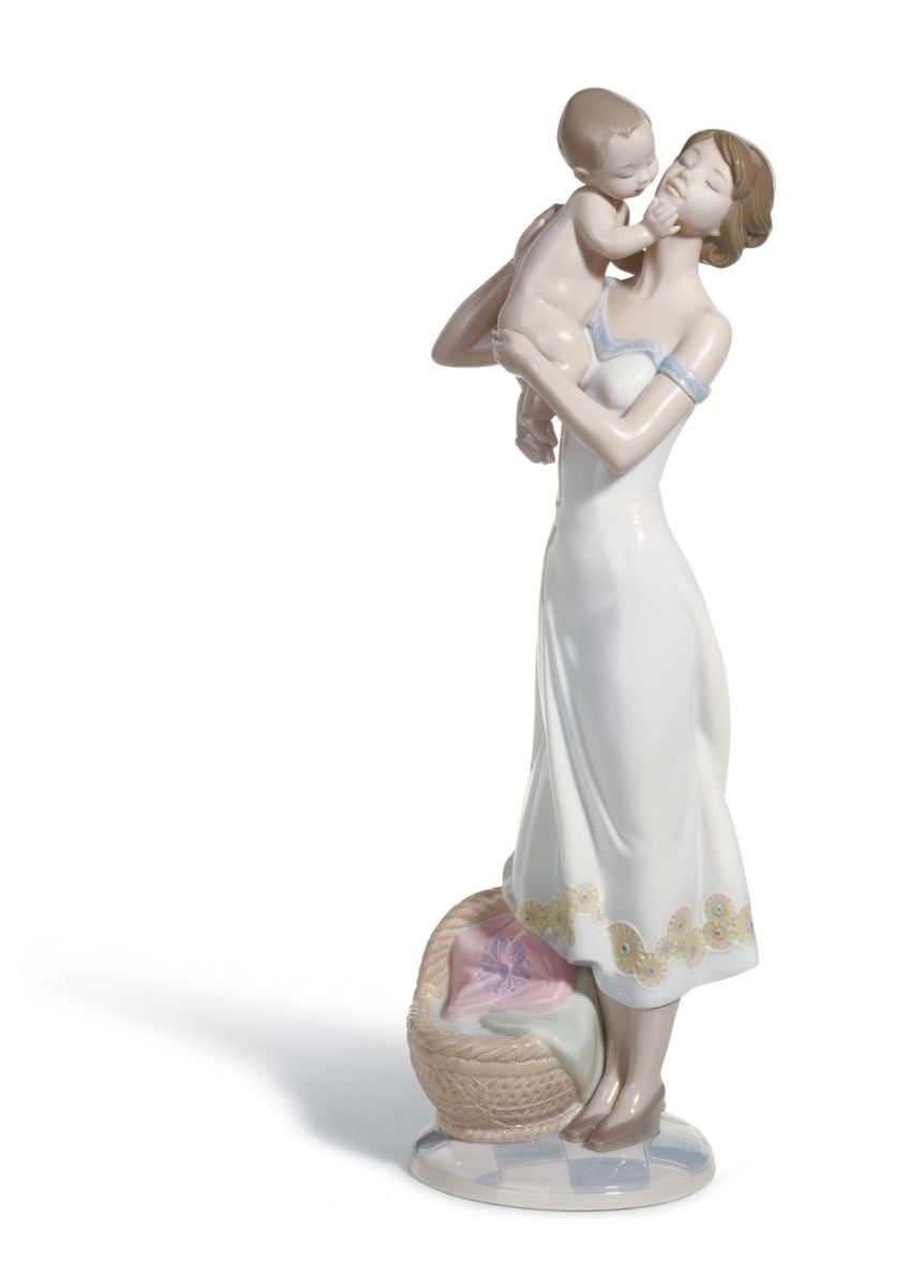Lladró Unconditional Love Figurine (SKU: 01008244)