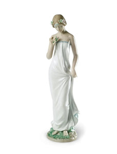 Lladró Beautiful Gloria Figurine (SKU: 01008429)