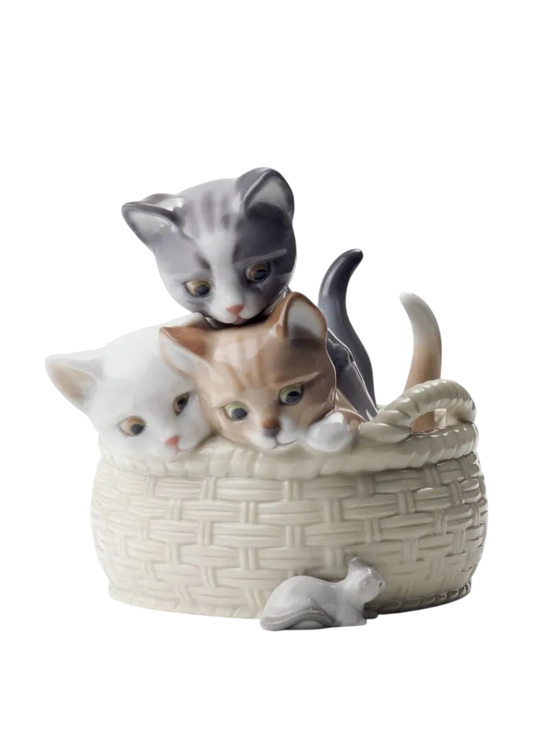 Lladró Curious Kittens Figurine (SKU: 01008693)
