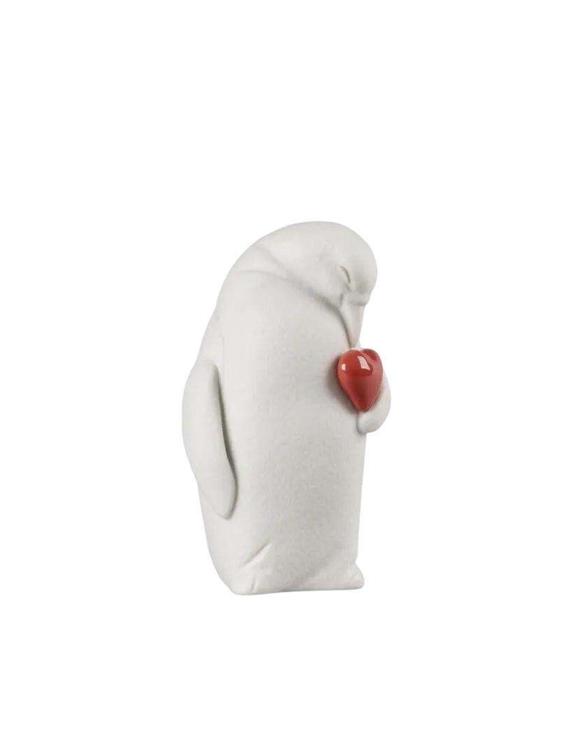 Lladró Colby Protective Penguin Figurine (SKU: 01009439)