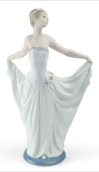 Lladró Dancer Ballet Woman Figurine (SKU: 01007189)