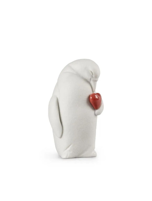 Lladró Colby Protective Penguin Figurine (SKU: 01009439)