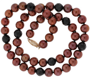18" Chocolate Potato Pearl Shaped Necklace with Round Onyx (SKU: 190281)